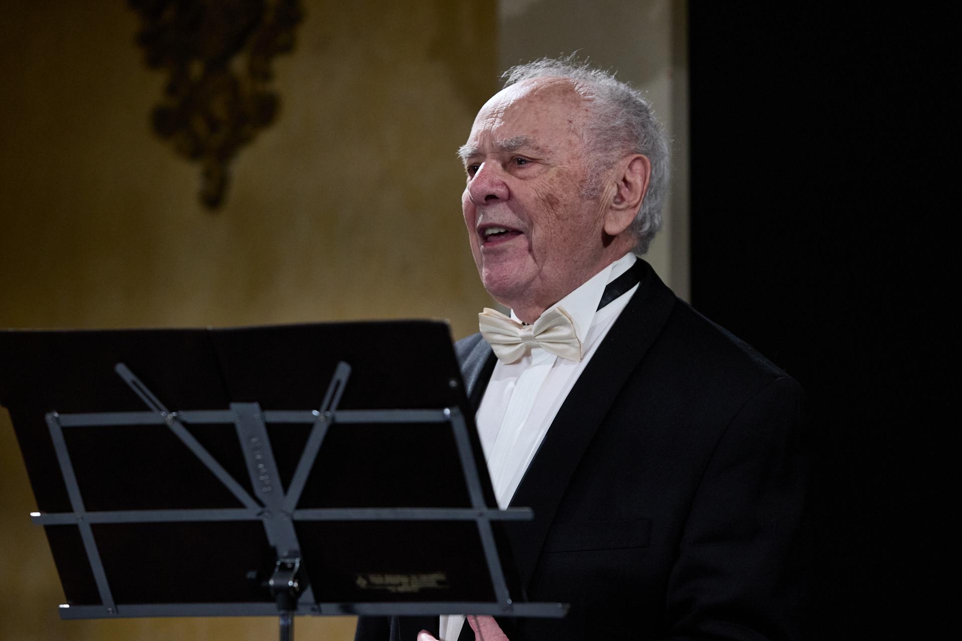 Opera and chess - Lajos Portisch celebrated the 45th Chess Olympiad with an aria evening